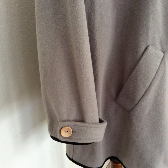 Just Fashion Now Gray Swing Coat Jacket Black Trim Size Medium (10) NWOT - Picture 7 of 10